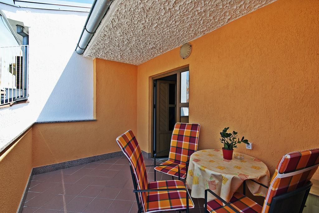 Apartments Elda Rovinj Room photo